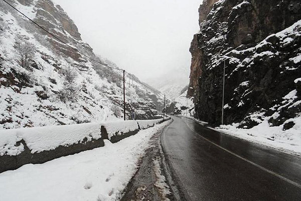 بارش باران و برف در شمال‌غرب، غرب، جنوب غرب، مرکز و
دامنه‌های جنوبی البرز