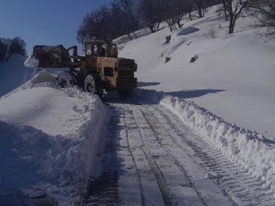 بازگشایی راه ارتباطی ۷۲۰ روستا در لرستان