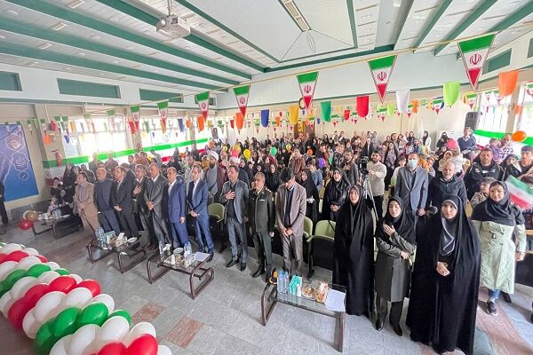 ببینید| گزارش تصویری از آئین تخصیص زمین به ۲۰۰ خانوار ماده ۴
قانون حمایت از خانواده و جوانی جمعیت گیلان