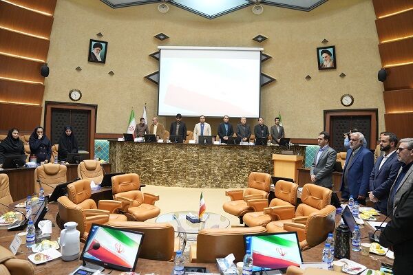 ببینید|برگزاری نشست بررسی عملکرد بانک های عامل طرح نهضت ملی
مسکن استان فارس با حضور معاون مسکن و ساختمان وزیر راه و
شهرسازی