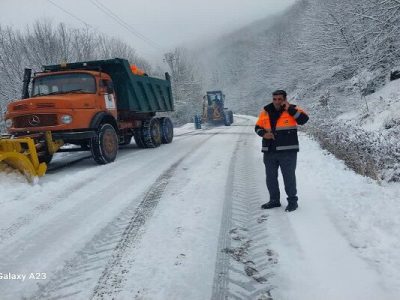 ویدئو| تلاش راهداران شهرستان بروجن استان چهارمحال و بختیاری
در بازگشایی محورها