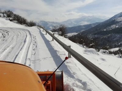 ویدئو| عملیات برف روبی در سطح محورهای کوهستانی هزار جریب
شهرستان نکا استان مازندران