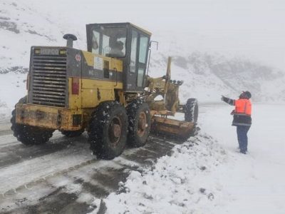 ویدئو|برف‌روبی و بازگشایی راه روستایی کردآباد به همت
راهداران شهرستان فراهان استان مرکزی