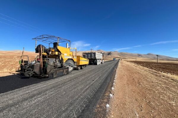 روکش آسفالت ۷ کیلومتر از محورهای روستایی شهرستان
بروجن استان چهارمحال و بختیاری