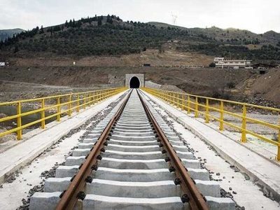 اتصال دو مرز خسروی و پرویزخان به مسیر استراتژیک کرمانشاه –
خسروی
