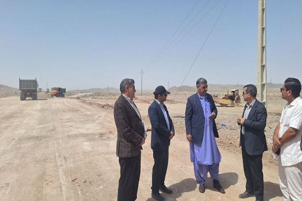 بازدید مدیرکل راه و شهرسازی سیستان و بلوچستان و نماینده مردم
خاش از پروژه بزرگراه زاهدان–خاش
