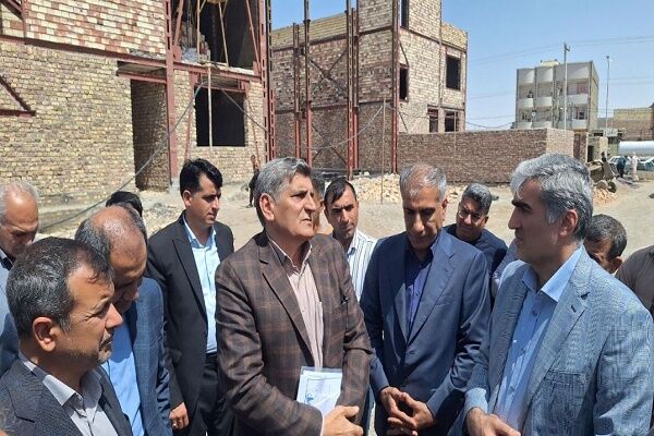 بازدید مسئولان صندوق ملی مسکن از پروژه‌های طرح نهضت ملی مسکن
شهرستان زابل/ تاکید بر تسریع در تحویل این واحدهای با تخصیص تسهیلات
قرض‌الحسنه
