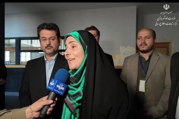 بازدید وزیر راه و شهرسازی از برگزاری مجموعه آزمون‌های
نظام‌مهندسی ساختمان در دانشگاه امیرکبیر