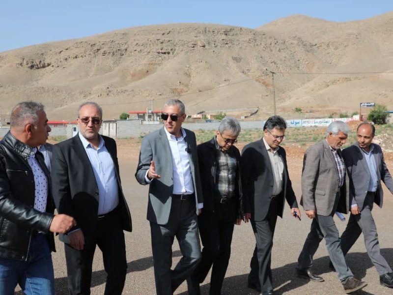 ببینید| بازدید مدیر کل راه و شهرسازی آذربایجان‌غربی از روند
اجرایی قطعات مختلف پروژه ایواوغلی به گیت منطقه آزاد ماکو و محور
سلماس – خوی