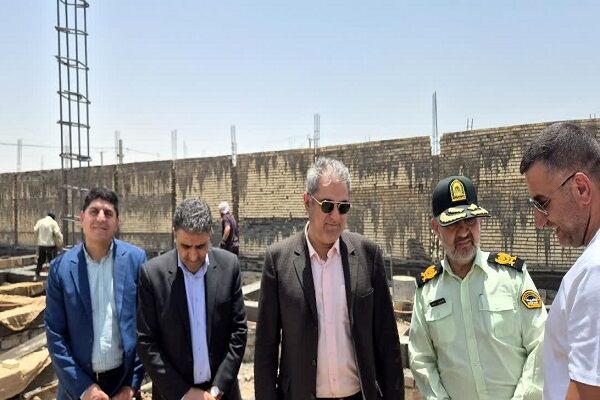 ببینید | بازدید مدیرعامل سازمان ملی زمین و مسکن و مدیرکل راه
و شهرسازی خوزستان از پروژه های نهضت ملی مسکن اهواز