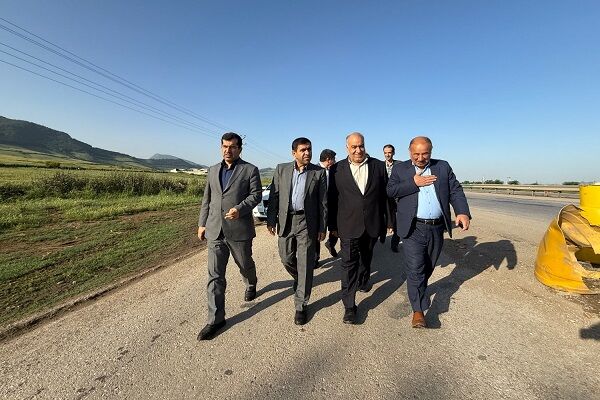 ببینید | بازدید مدیرعامل شرکت ساخت و توسعه زیربناهای
حمل‌ونقل از پروژه‌های راهسازی شرق گلستان