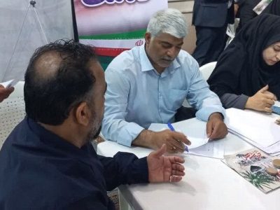 ببینید| برپایی میز خدمت با حضور معاونین اداره کل راه و
شهرسازی خوزستان به مناسبت سوم خرداد در مصلی نماز جمعه
خرمشهر