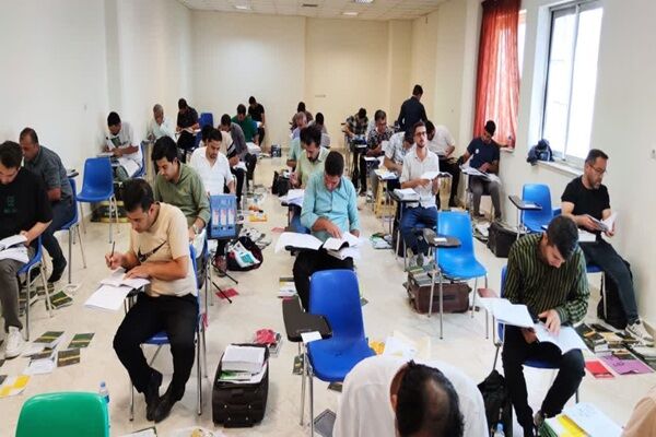 ببینید | برگزاری آزمون ورود به حرفه مهندسان، کاردانهای فنی
ساختمان و معماران تجربی در خراسان شمالی