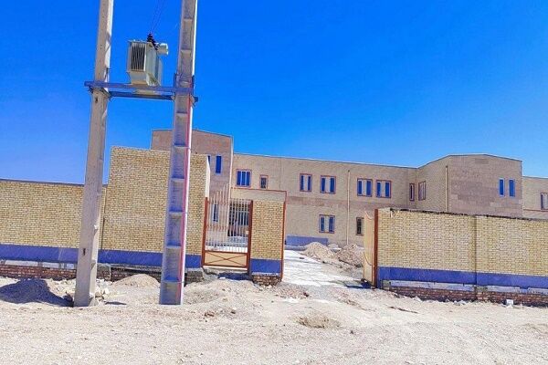 ببینید| پیشرفت ۹۰ درصدی ۶ ساختمان دولتی در استان سیستان و
بلوچستان
