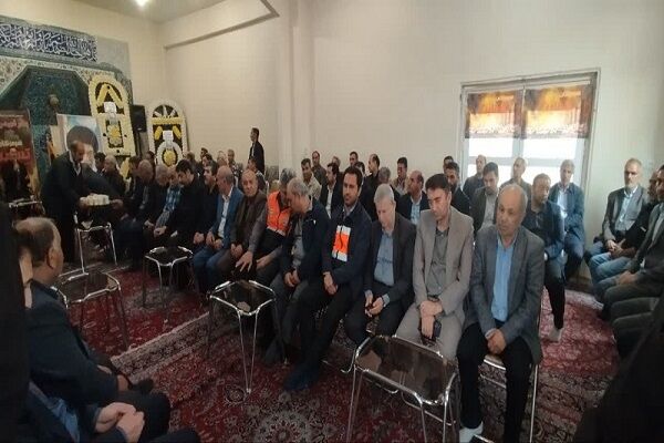 ببینید|مراسم بزرگداشت حادثه جانباختگان رانندگان بندر شهید
رجایی در پایانه بار تبریز