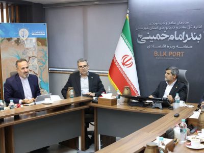 بررسی راهکارهای افزایش سهم حمل و نقل ریلی در بندرامام(ره)/
هم‌افزایی برای تحقق سهم ۲۵ درصدی حمل ریلی برابر با برنامه هفتم
توسعه