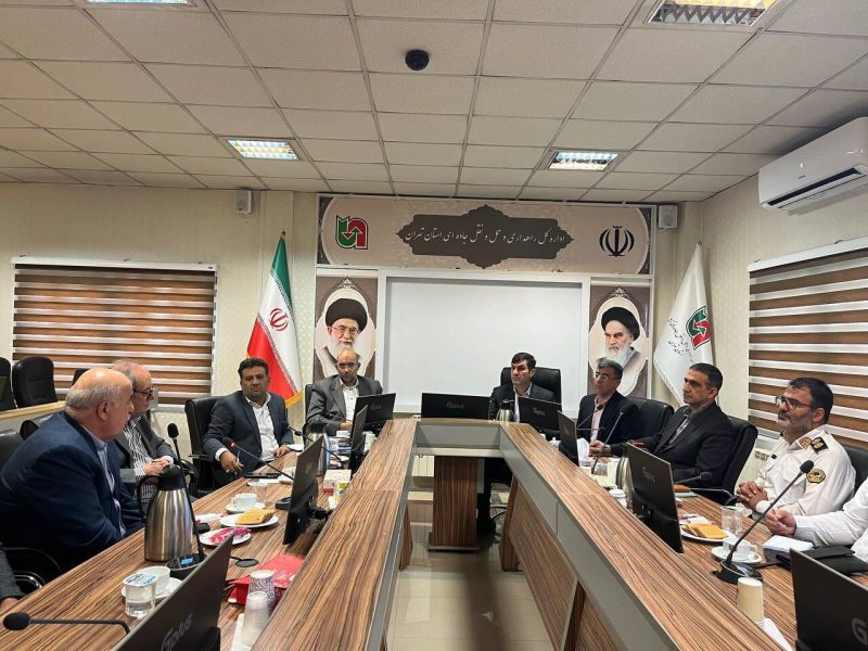 برگزاری اولین جلسه کمیته خدمات حمل و نقل اربعین ۱۴۰۴ در
استان تهران