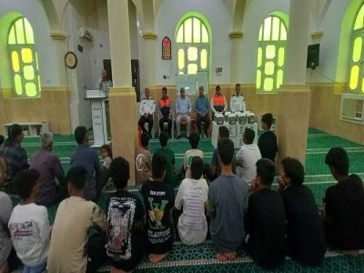 برگزاری دوره آموزشی و توزیع کلاه ایمنی به موتورسواران بخش
رویدر بندر خمیر