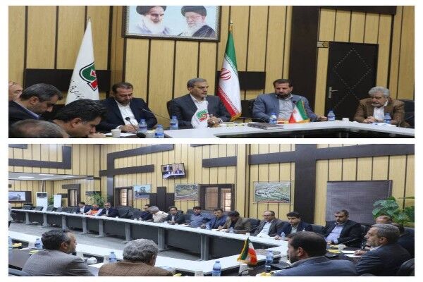 برگزاری نشست هم‌اندیشی تشکل‌های صنفی حمل‌ونقلی استان
کرمانشاه
