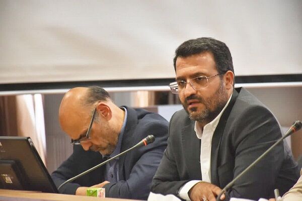تامین ۳۰۰ هکتار اراضی جهت اجرای طرح نهضت ملی مسکن در شهر
سمنان/ پیگیری تفویض پروژه های راهسازی به استان سمنان