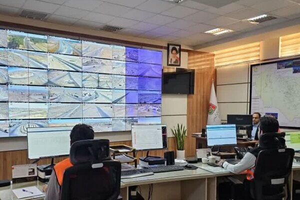 تردد بیش از یک میلیون و ۲۰۰ هزار خودرو در اردیبهشت ماه از
محورهای مواصلاتی استان خراسان جنوبی