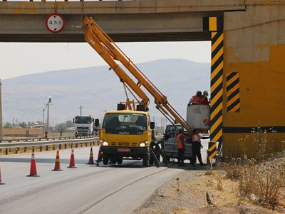 توسعه ایمنی راه‌ها یکی از عوامل مهم در کاهش حوادث جاده‌ای
است