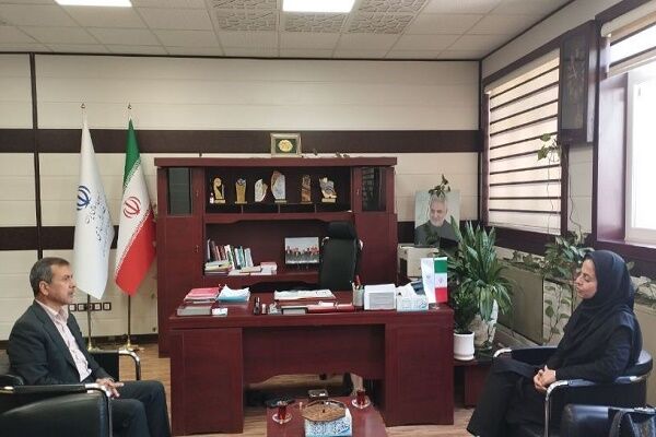 دیدار فرماندار هامون با مدیرکل راه و شهرسازی سیستان و
بلوچستان در خصوص تسریع در اجرای پروژه‌های عمرانی