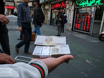رابطه قیمت نفت با بازار ارز و سرمایه