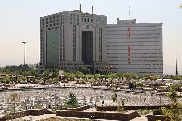 صدور سند رایگان برای ۳۵۰ خانوار در بندر امام خمینی(ره) پس از
۵۰ سال