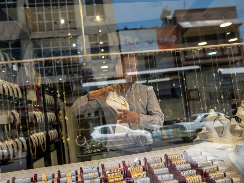 ضوابط معاملات برخط طلا منتشر شد؛ فروش فقط با پروانه کسب
