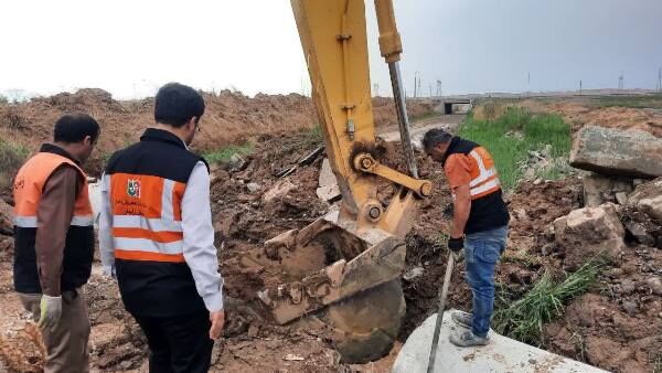 عملیات بهسازی سیستم زهکشی روستای چپ چپ در زنجان
