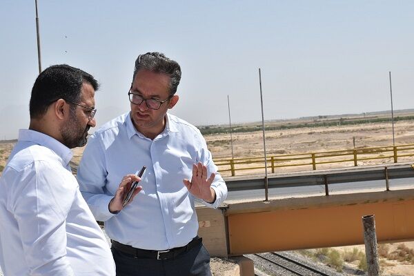 مدیرکل راه و شهرسازی استان سمنان از محور دامغان-معلمان
بازدید کرد
