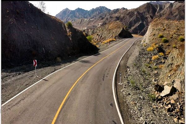 نیاز ۷۰۰۰ میلیاردی برای آسفالت محورهای کوهستانی
بشاگرد