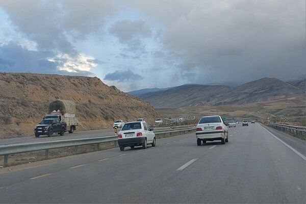 ورود بیش از ۹۰۰ هزار خودرو به خراسان شمالی طی
فروردین