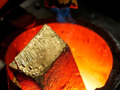 پیش‌بینی کارشناسان از اوج‌گیری طلای جهانی