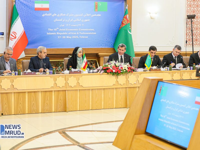 پیشنهاد وزیر راه و شهرسازی برای ترسیم نقشه راه تجارت ۳
میلیارد دلاری بین ایران و ترکمنستان