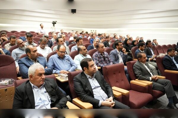 کارگاه تخصصی هنر تاثیرگذاری و هدایت درست در بوشهر با حضور
مدیران استانی