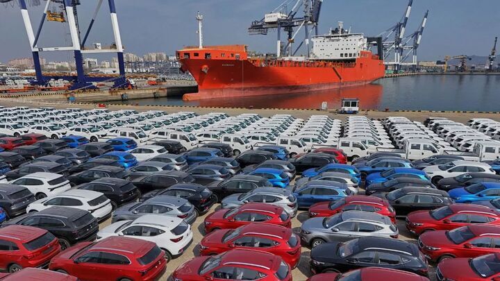 Five Global Car Carrier Lines Begin Transit Operations via
Sirik Port