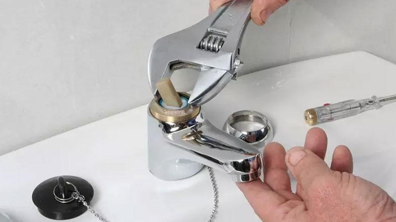 چه زمانی باید به تعمیرکار مراجعه کرد؟