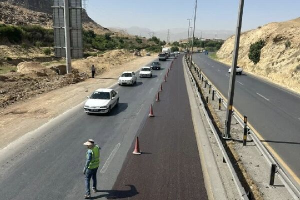 اجرای ۱۳۰ کیلومتر روکش آسفالت در جاده‌های لرستان