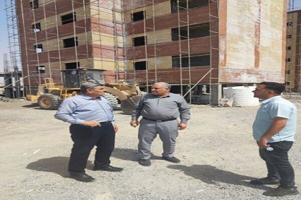 بازدید معاون مسکن و ساختمان اداره‌کل راه و شهرسازی سیستان و
بلوچستان از پروژه های نضهت ملی مسکن زاهدان