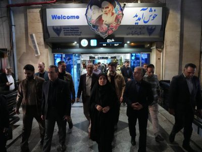 بازدید وزیر راه و شهرسازی از ایستگاه راه‌آهن تهران/ تعداد
رام‌ها و واگن‌های قطار برای پاسخ به مطالبات مردم افزایش
می‌یابد