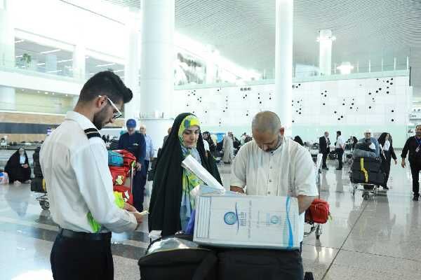 بازگشت اولین پرواز حجاج از فرودگاه طایف به شهر فرودگاهی امام
خمینی (ره)