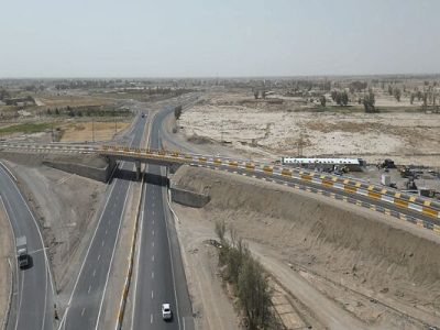 ببینید| آیین افتتاح تقاطع غیر هم سطح عطامحمد زهک به طول ۷
کیلومتر و راه اصلی زابل_زهک به طول ۲۰ کیلومتر با مجموع اعتبار ۶
هزار میلیارد ریال(۲)