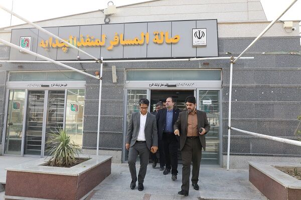 ببینید | بازدید سرپرست دفتر بازرسی، مدیریت عملکرد و حقوق
شهروندان وزارت راه و شهرسازی از پایانه های مرزی شلمچه و چزابه در
خوزستان