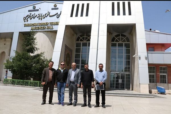ببینید| بازدید معاون دفتر فناوری و اطلاعات سازمان راهداری و
حمل و نقل جاده ای از پایانه مرزی تمرچین