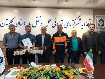ببینید| تقدیر از رانندگان باری حماسه ساز گلستان با حضور
معاون استاندار