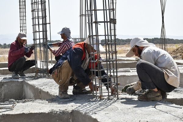 ببینید| فعالیت مستمر پروژه های نهضت ملی مسکن در
سمنان