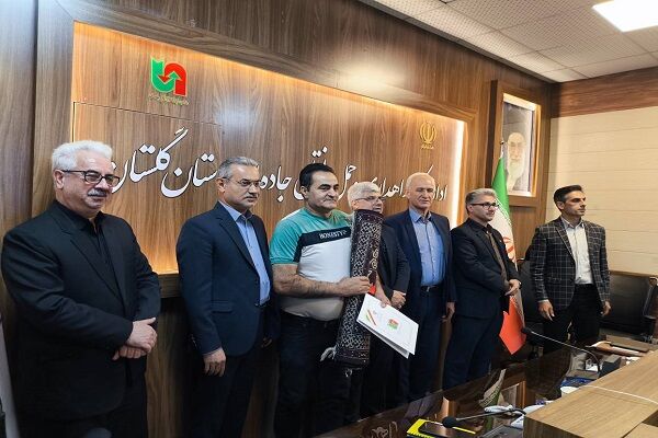 ببینید|آیین تجلیل از رانندگان حماسه ساز بخش مسافری و بین
المللی استان گلستان
