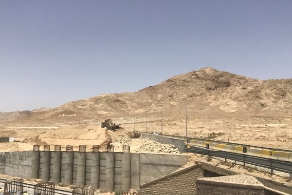ببینید|ادامه پیشرفت پروژه پل راه آهن شاهرود با میامی